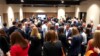Professionnels en réseautage au Brussels Business Club.